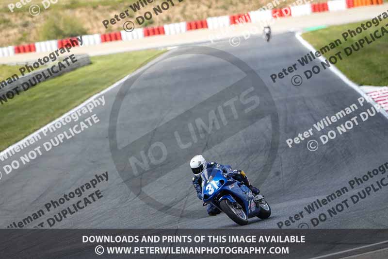 cadwell no limits trackday;cadwell park;cadwell park photographs;cadwell trackday photographs;enduro digital images;event digital images;eventdigitalimages;navarra;no limits trackdays;peter wileman photography;racing digital images;trackday digital images;trackday photos